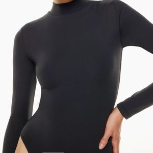 Contour Turtleneck Longsleeve Bodysuit